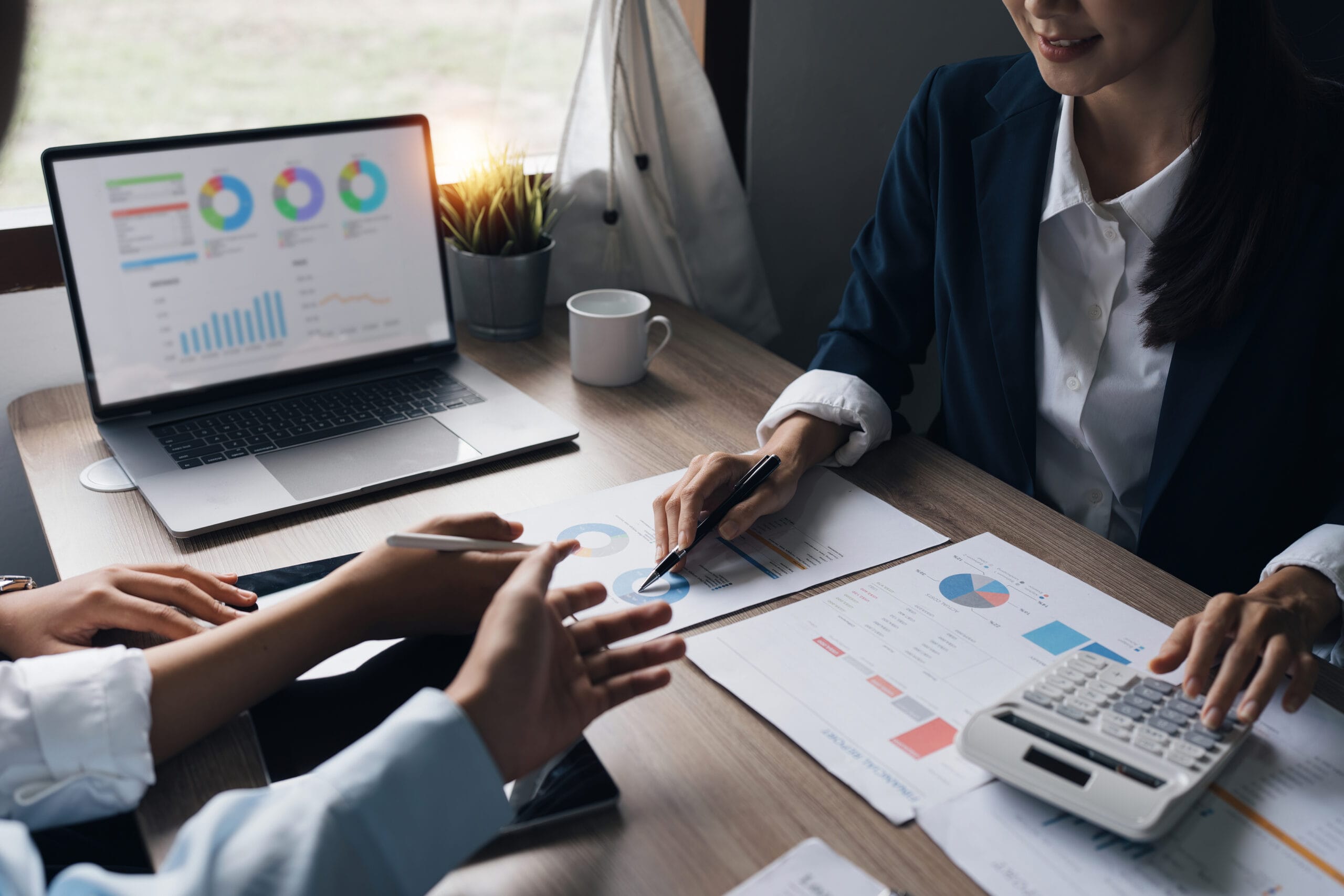 Success business team. Business data dashboard analysis by brainstorming Success business team. Business data dashboard analysis by brainstorming